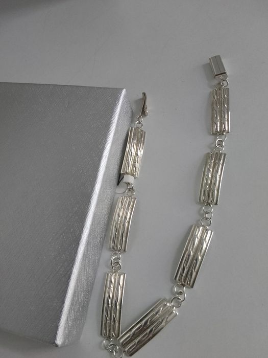 Srebrna ciekawa bransoletka srebro 925 długość 20 cm   490