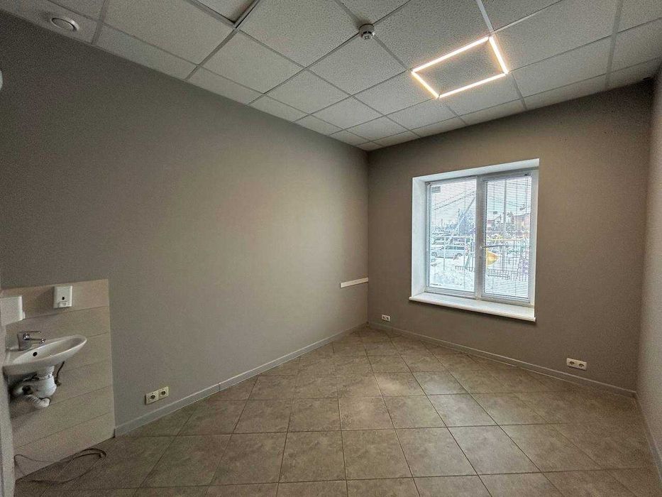 Оренда комерції в р-н просп.Відродження!