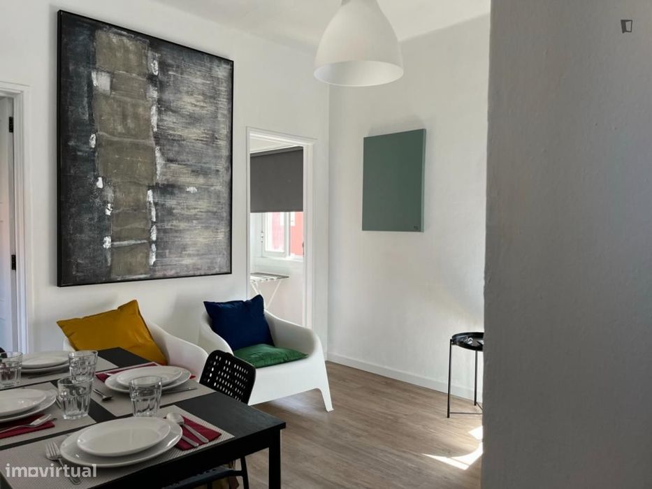 Quarto - localizado em Alcântara Lisbon
