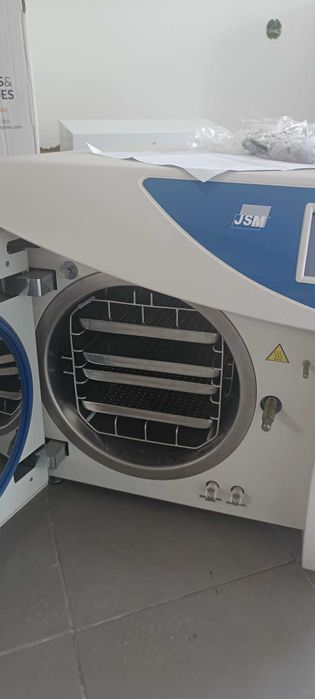 autoclave ou esterilizador a vapor marca JSM - Como novo - usado apenas 1 vez