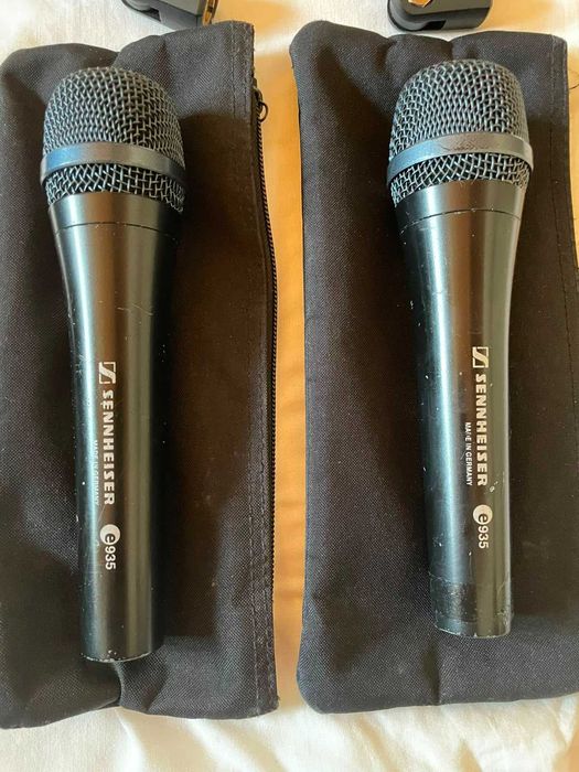 Vendo microfones SENNHEISER 935 bom estado.
