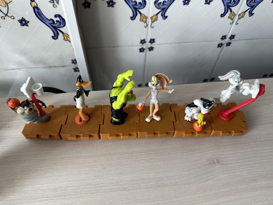 Bd lebron james looney tunes space jam nba 1995 tweety