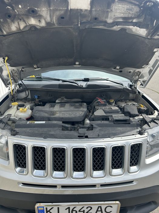 Jeep Compass 2013 року 2.4 4x4
