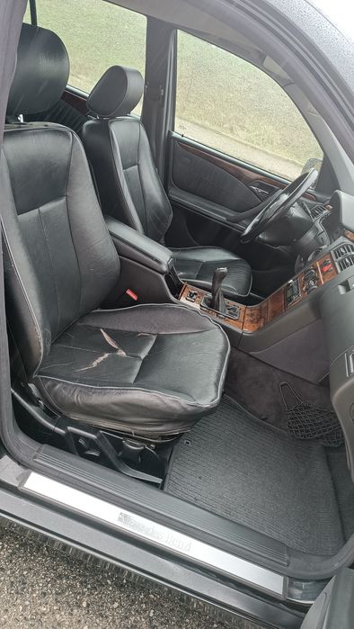 Mercedes-Benz E220cdi Manual W210 Nacional