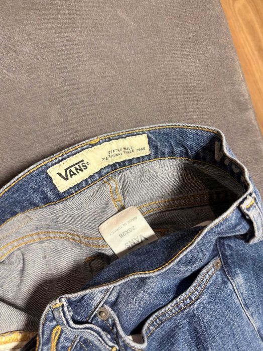 Spodnie Jeans Vans niebieskie rozmiar 28x28 / XS