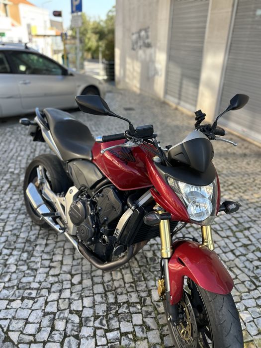 Hornet 600
