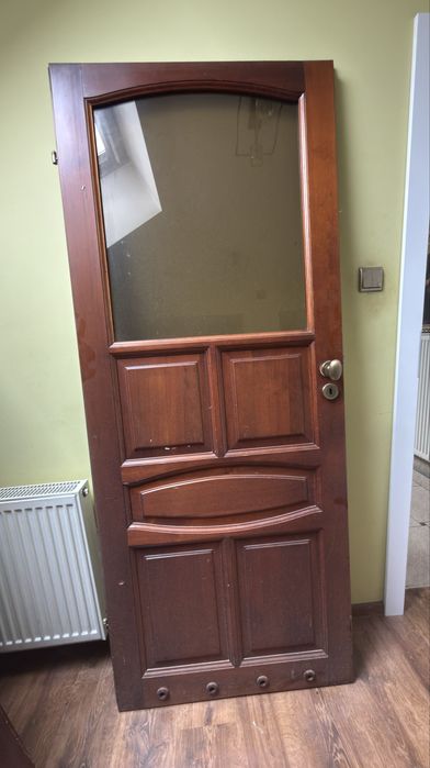 4 szt. Drzwi drewniane + pozostalosci po rozbiorce drzwi