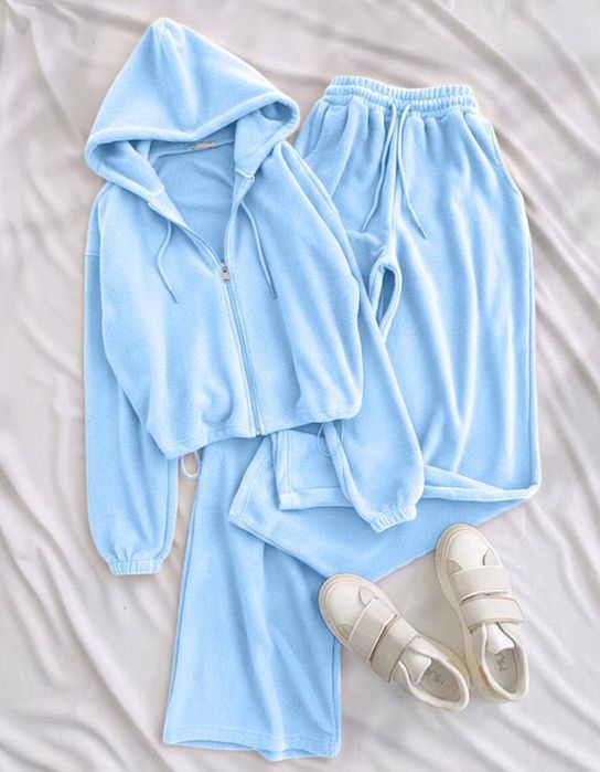 Костюм велюровий