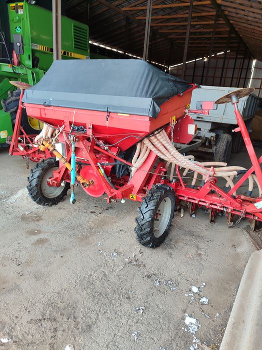 Сівалка зернова 4м