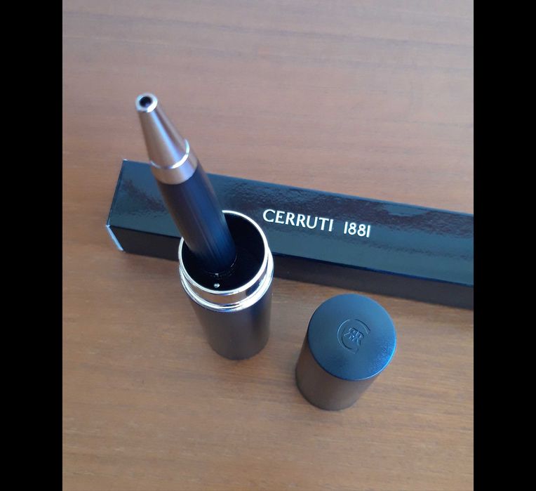 Esferográfica de luxo CERRUTI - Artigo NOVO