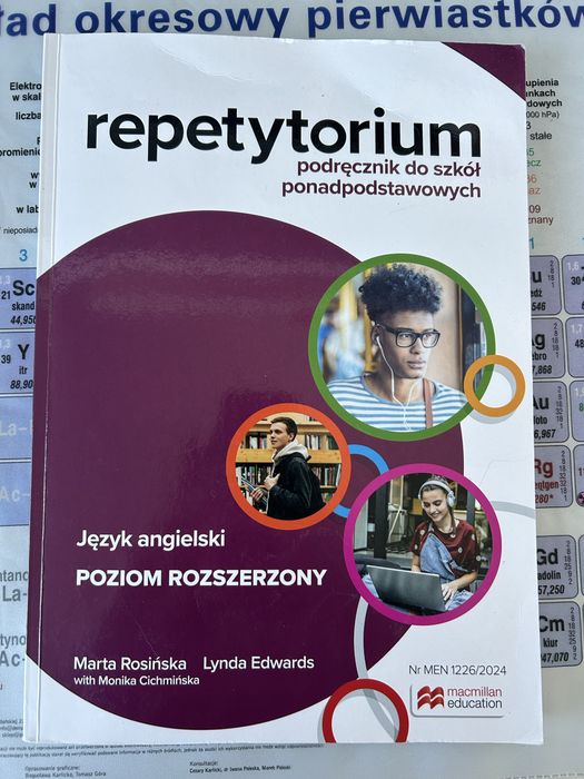 Repetytorium podręcznik język angielski poziom rozszerzony