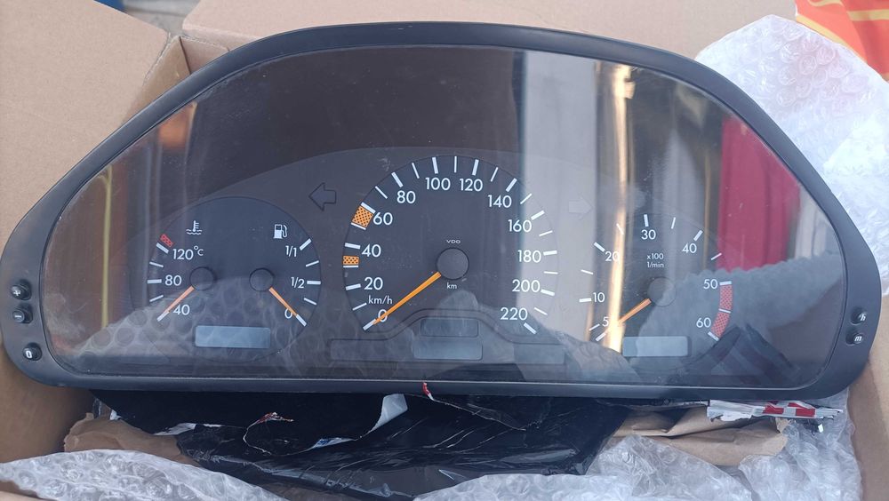 Quadrante Mercedes C250TD