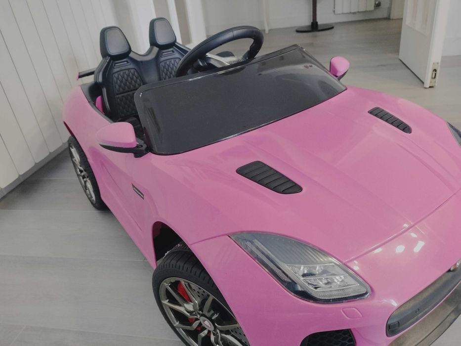 Carro elétrico Jaguar F-Type SVR 12V rosa