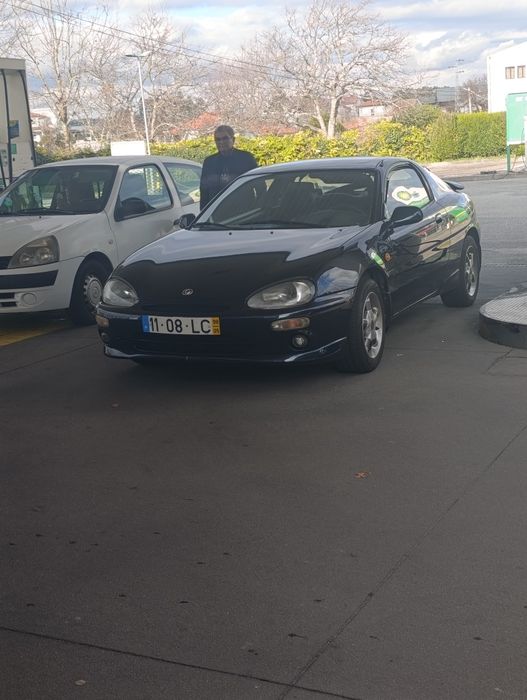 Mazda mx3 v6 vendo