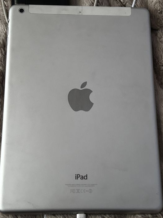 Продам Ipad 4 в рабочем состоянии
