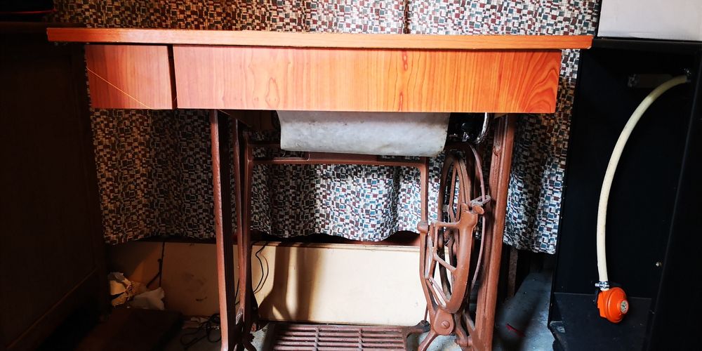 Máquina de costura alfa