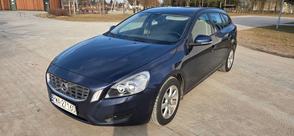 Volvo V60 Volvo v60, godny polecenia..średnie spalanie 4.4l/100km