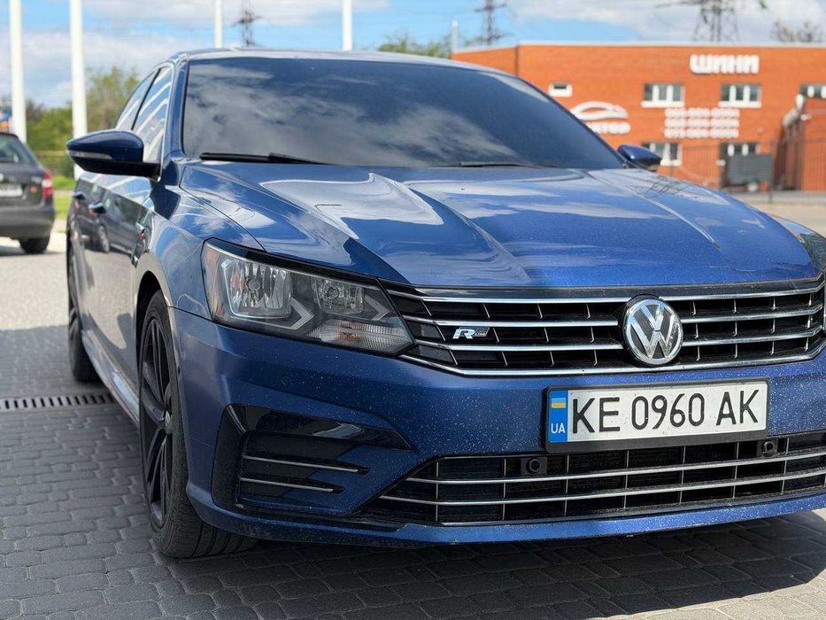Продам Volkswagen Passat 2017 R-Line
