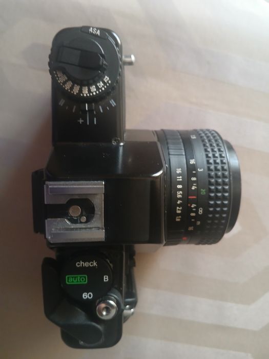 Máquina fotográfica Jenaflex Prakticar