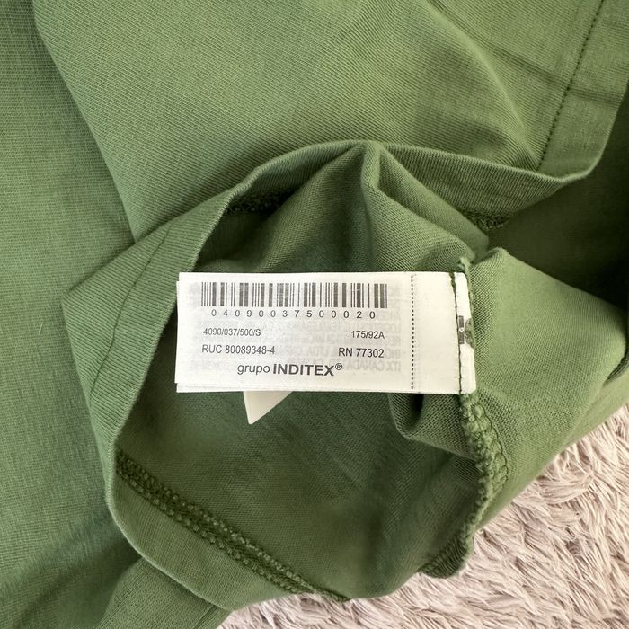 Zara X Bad Bunny Benito Antonio T-Shirt Verde Cropped Fit - NOVA Tamanho S