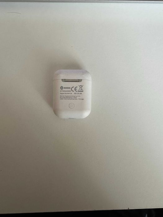 Fones Bluetooth GOODIS - Excelentes Condições Quase Como Novo!