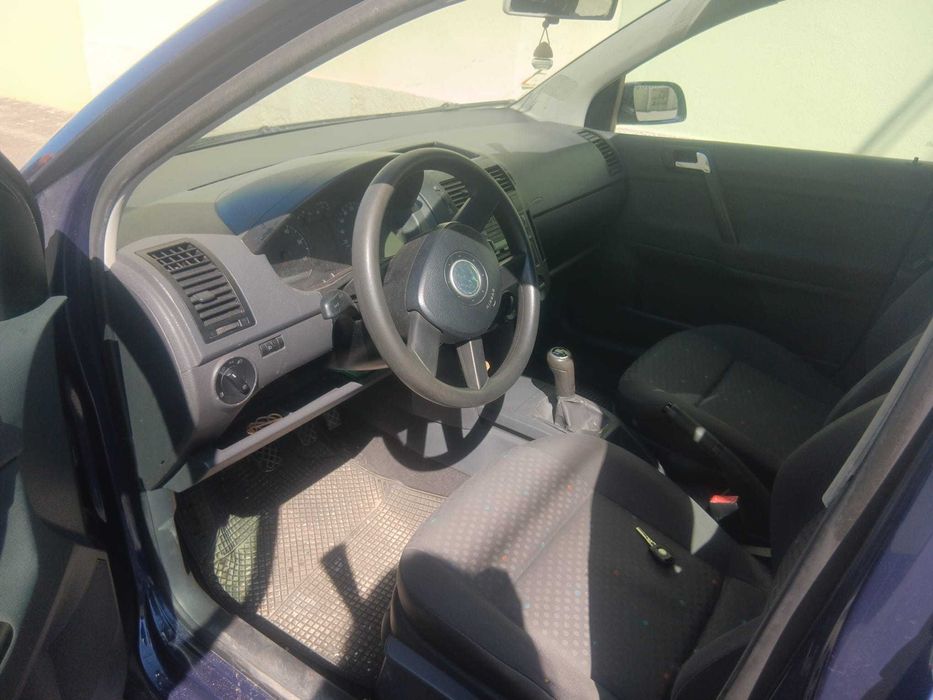 VW Polo 1.2 Gasolina (2004) - Apenas 148.000km - 5 portas