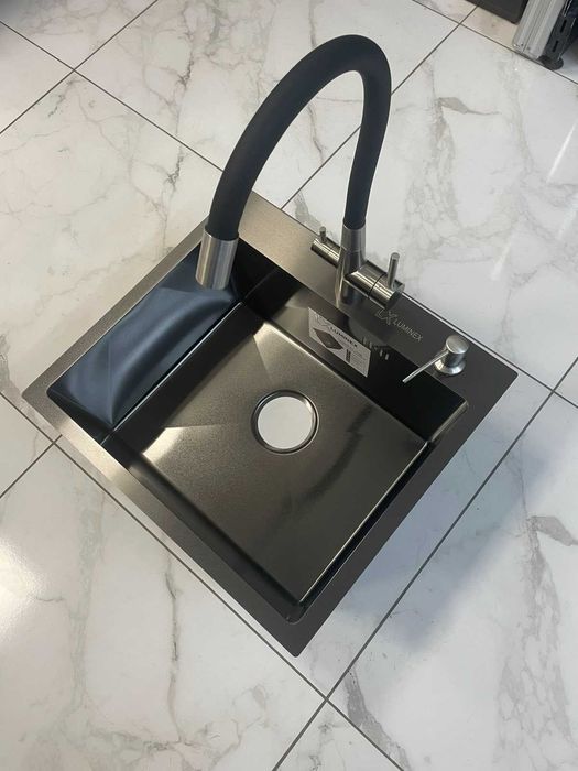 Кухонная мойка Luminex 5045 см черная и гибкий кран с фильтром воды