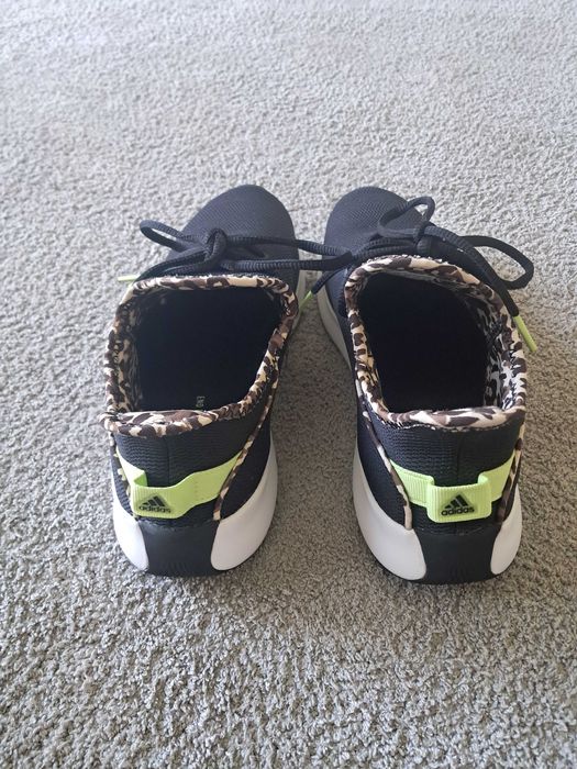 Tênis Adidas Cloudfoam Pure de mulher_Tam: 40_NOVAS