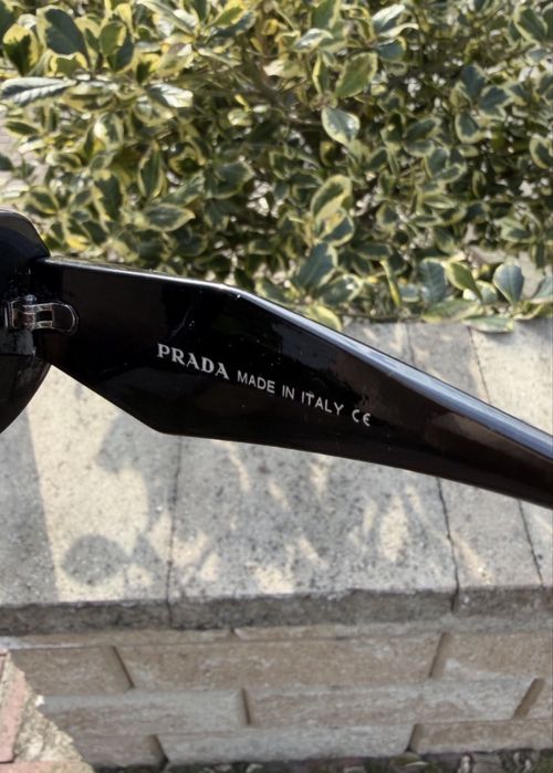 Okulary przeciwsłoneczne prada