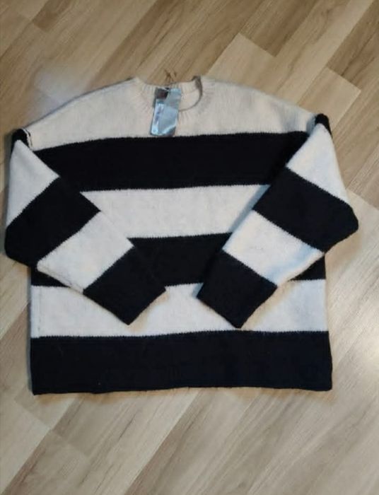 Светр жіночий теплий