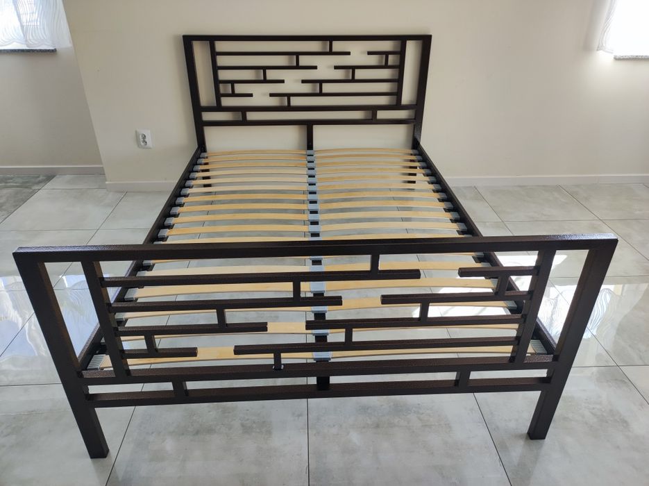 Łóżko metalowe nowoczesne 140x200