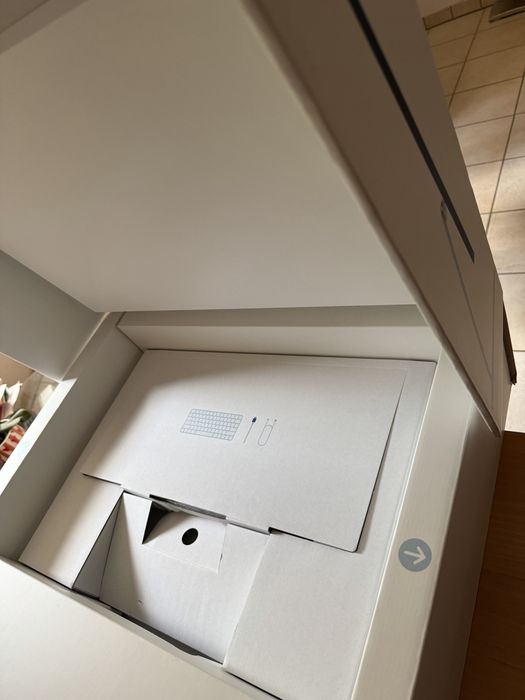 Apple iMac 24” M1 2021 Blue 8/256 – в отличном состоянии
