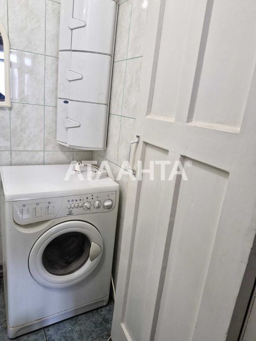 2 комнатная квартира мебель техника   палисадник гараж