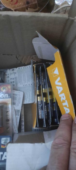 аккумуляторы  батарейки  HR6 1,2В,  Размер ААА, АА.