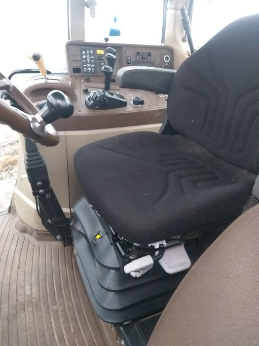 Ciągnik rolniczy John Deere 6820