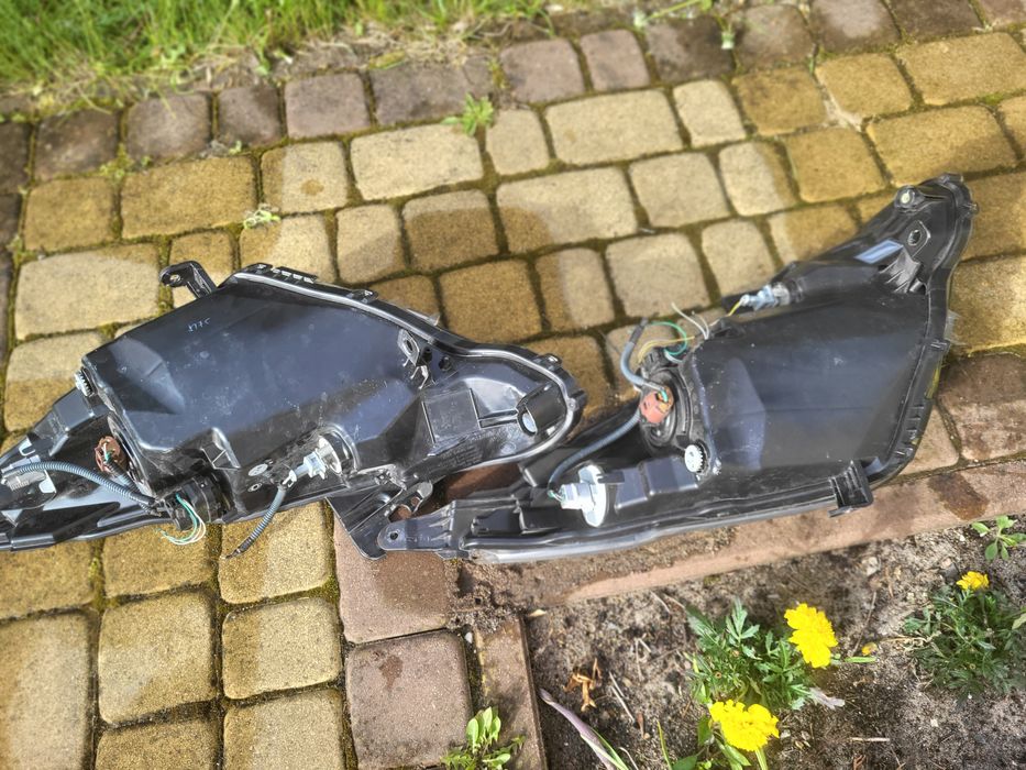 Lampy przednie Toyota Aygo rocznik 2014/2018