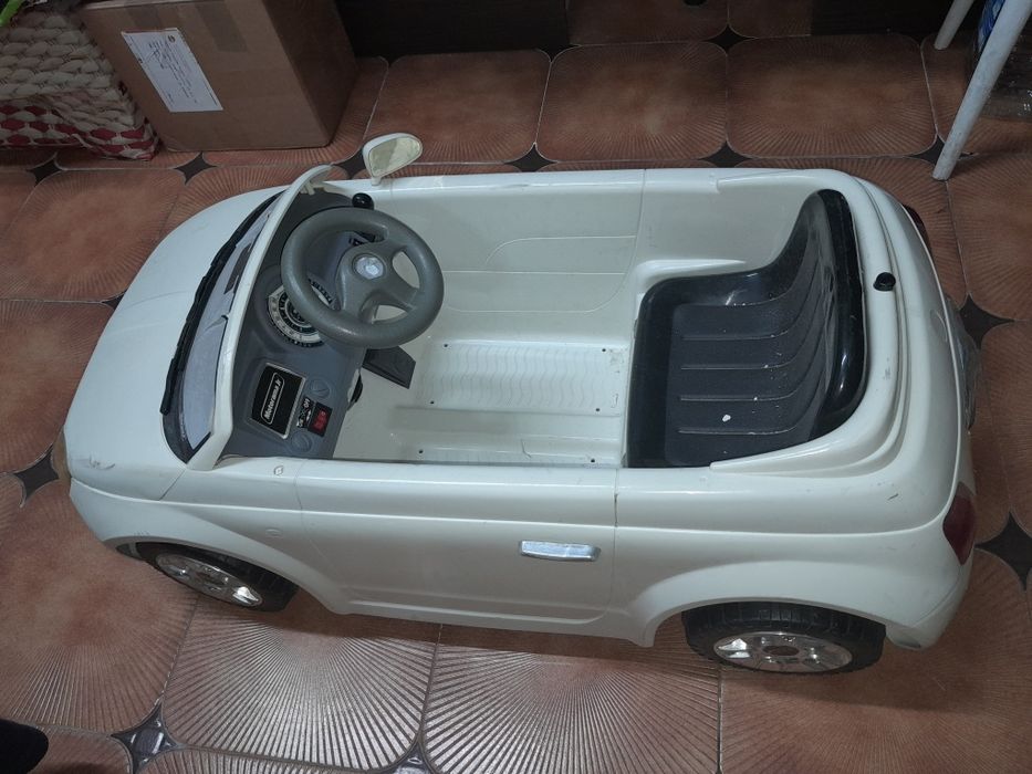 Carrinho Fiat 500 sem parte elétrica