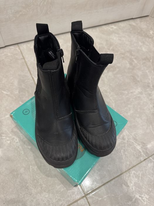 Ботинки осенние деми на девочку 32 р стелька 21 см