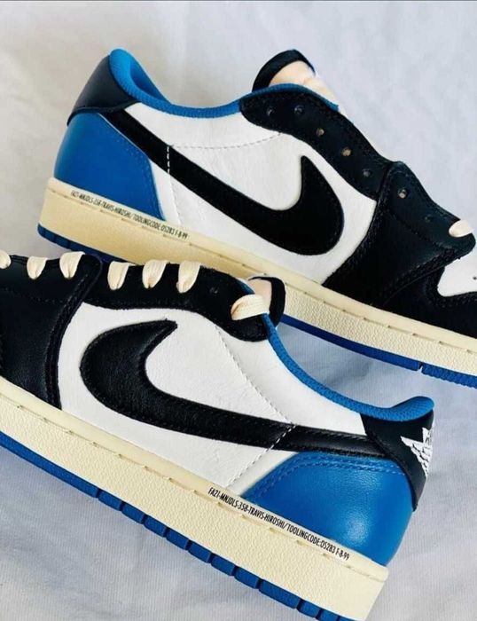 Jordan x Travis Scott x Fragment Air Jordan 1 low sneakers