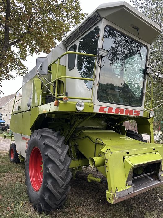 Claas Dominator 76 свіжопривезений