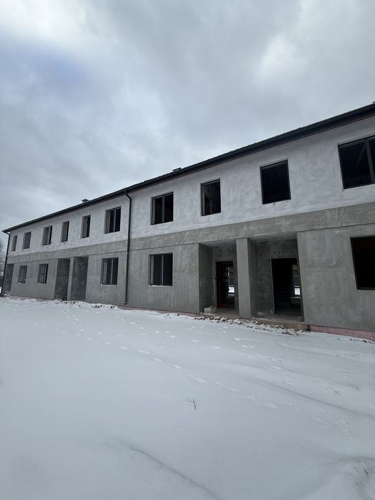 Таунхауси в Ворзелі з великими дворами! Газ! Навпроти ліс!