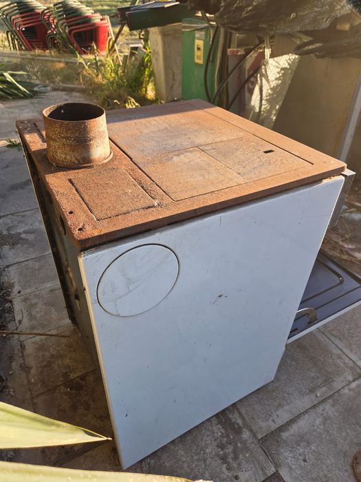 Fogão a lenha 190 euros