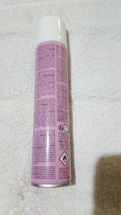 Shampoo seco para o cabelo novo