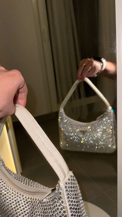 Сумка Prada Re-Edition 2000 Crystal Mesh