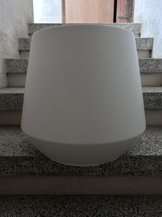 Vaso branco em plastico