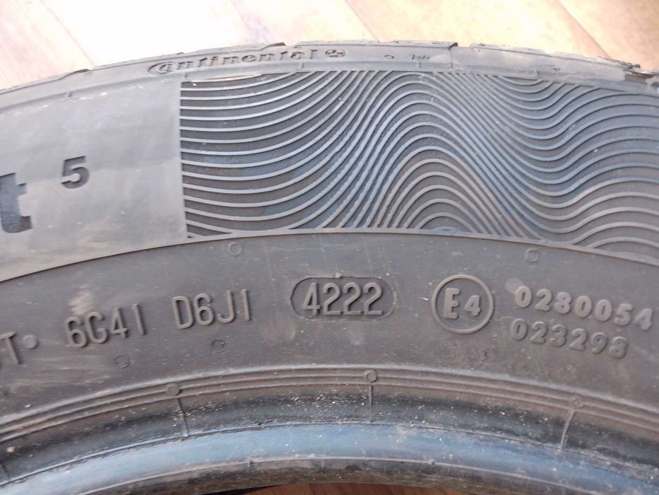 Continental Conti Premium Contact 5 SUV 225/60/17 99V z 2022r