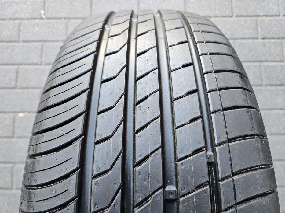 4x 215/55R17 94V Nexen N'Fera SU1 - DEMO 2023r. [1302]
