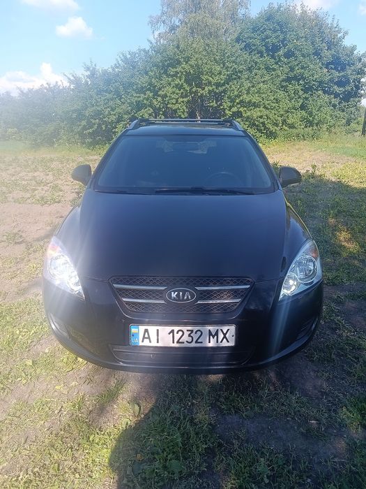 В продажі кия сид 2008 рік 1.6 дизель