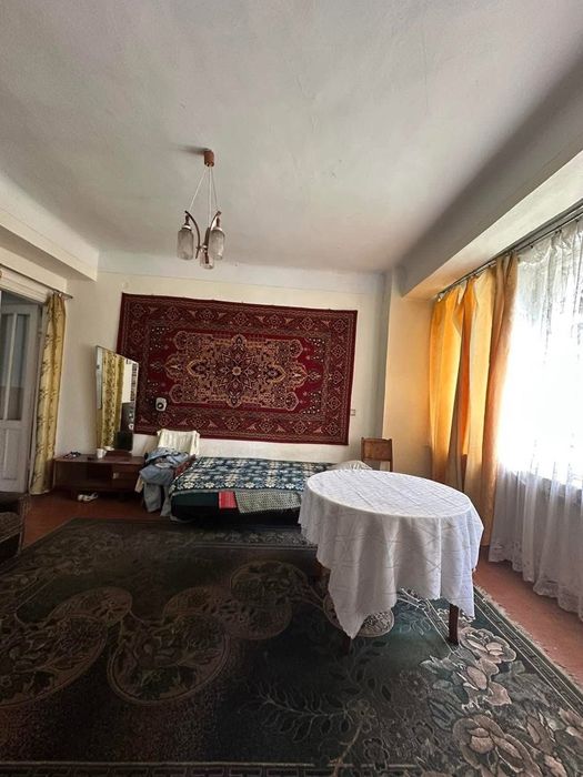 Продам 2 кімнатну квартиру поблизу Шептицького