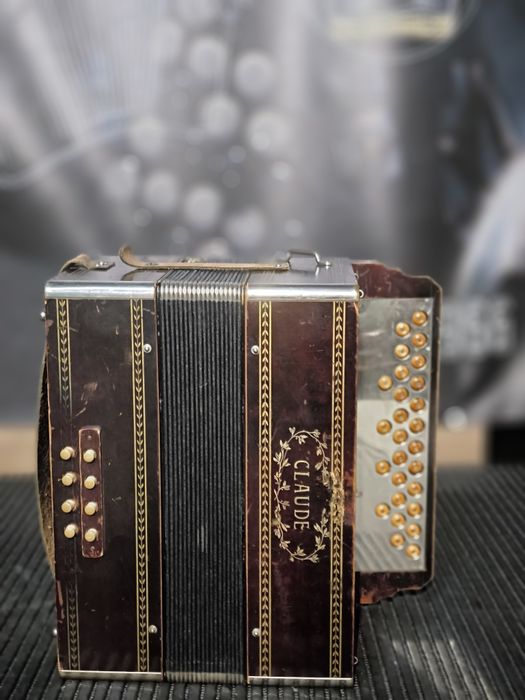 Para venda está obra de arte está em ótimo estado como se  vê